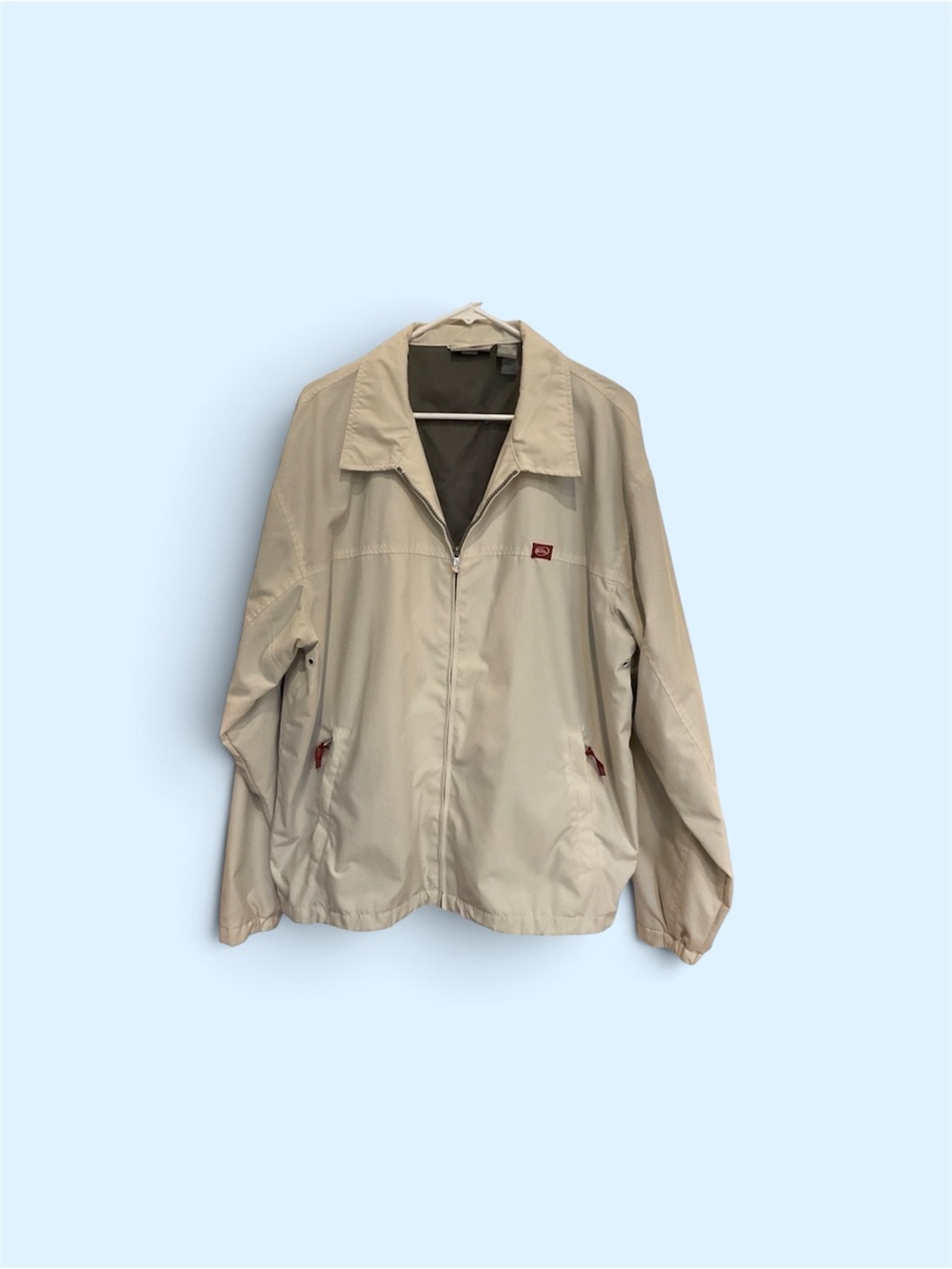 QUIKSILVER light weight jacket cream color in size Xl/TG